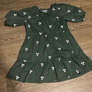 Only worn twice. Great condition.